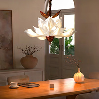 Suspension moderne de plafond de lustre à LED suspendu de luxe avec quincaillerie acrylique à intensité variable pour luminaire d'hôtel de chambre à coucher de salon