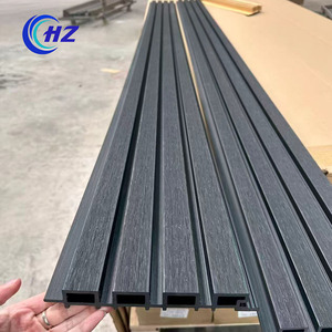Panneau mural extérieur WPC personnalisable au <span class=keywords><strong>prix</strong></span> d'usine, panneau décoratif durable en composite bois-plastique pour façade de <span class=keywords><strong>maison</strong></span> - Product Image 1