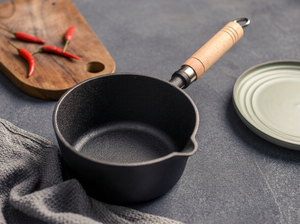 Poêle à frire en fonte antiadhésive à double usage (ménager et camping), pour cuisinière à gaz, fond plat, pour faire fondre le beurre, capacité 1-2L - Product Image 4