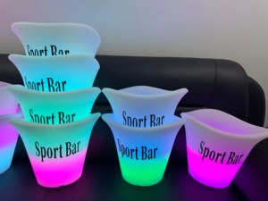 Ktv Bar Parti Gece Kulübü Promosyonlar İçin Özelleştirilebilir Yüksek Kaliteli Işıklı Şampanya Şarap Bira Dekoratif LED Işıklı Buz Kovası - Product Image 6