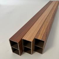 Tube carré en WPC écologique, durable et résistant à l'humidité pour cloison de bureau intérieure, séparateur de pièce, écran de décoration, maison