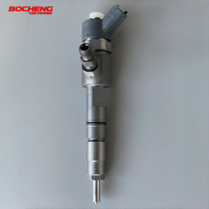 Injecteur de carburant diesel Common Rail 0445110464 129A01-53100 MIU802181 pour Yanmar 4TNV86CT 3TNV86CT Tracteur John Deere 3038E 3039R - Product Image 2