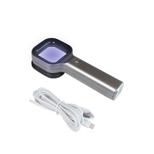 Lampe d'examen vétérinaire Analyseur de peau quantique Lampe en bois Lampe en bois médicale pour animaux de compagnie Utilisation pour chiens - Product Image 4