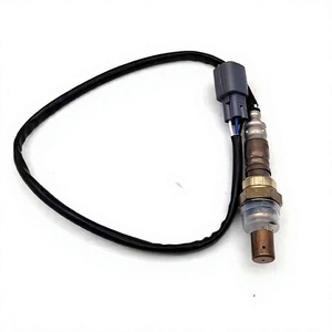 Brida de tubería de agua de refrigeración para Jaguar AJ813917 C2Z28536, pieza de repuesto para F-PACE X761 - Product Image 3