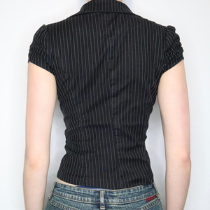 Chemise de costume rayée à manches courtes, col en V profond, boutonnée, chemise asymétrique courte pour le bureau - Product Image 3