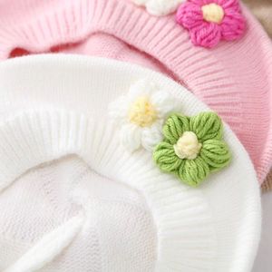 Béret tricoté pour bébé fille, en coton respirant, rayé, avec un joli motif de petite fleur, bonnet d'hiver pour enfants - Product Image 6
