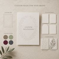 Carte d'invitation de mariage florale gaufrée à l'envers, papier tactile épais, gaufrage couronne de lauriers, rose, pivoine, noms personnalisés, impression de l'emplacement