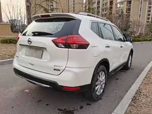 Nissan X-Trail 2.0L CVT <span class=keywords><strong>7</strong></span>-Seat Comfort Edition 2WD QR25DE Moteur SUV compact National V 2017 d'occasion - Product Image 6