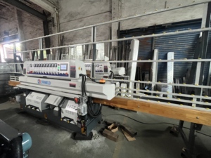 Machine automatique de bordage linéaire du verre, machine de meulage et de polissage des bords du verre pour le traitement du verre trempé - Product Image 6