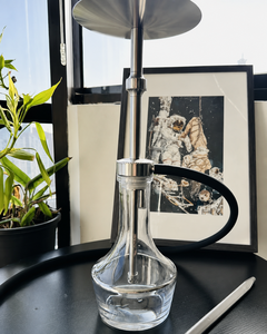 ฮุคก้าชิชาพรีเมียม V2A สแตนเลสสตีล 62 ซม. ฐานแก้วใส สายยางซิลิโคนสีส้ม สำหรับเลานจ์บาร์ ชุดเต็มแบบ OEM - Product Image 2