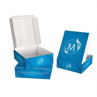 Boîtes d'expédition postales en carton ondulé en papier kraft recyclable pour vêtements personnalisés, emballage cadeau de luxe, boîte auto-adhésive