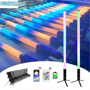 360 độ có thể sạc lại không thấm nước Wifi điều khiển RGBW không dây Pixel LED Video tổ chức sự kiện chiếu sáng Pin ống với đứng