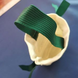 Boîte et sac cadeaux de Noël 2025 – Emballage portable en toile pour bonbons, style frais - Product Image 2