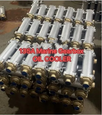 Peças de motor marinho de troca de calor do refrigerador de óleo 135A da caixa de engrenagens em estoque