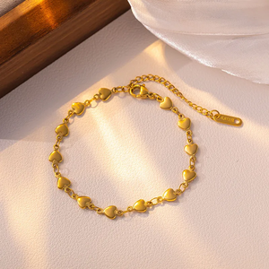 สร้อยข้อมือรูปหัวใจทันสมัย ชุบทอง 18K สำหรับผู้หญิง ผลิตจากสแตนเลส 304 ดีไซน์นวัตกรรม Feng เหมาะสำหรับใส่ออกเดท - Product Image 6