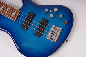 กีตาร์ไฟฟ้า MOLLO MJ-94BL ตัวบอดี้ทำจากไม้แอชลายเสือ  ผิวสีน้ำเงินไล่ระดับสดใส  คอทำจากไม้เมเปิลแคนาดา  ระบบฮัมบัคเกอร์แบบ H-H - Product Image 4