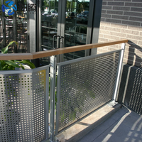 Panneaux de clôture de balcon en maille perforée moderne découpés au laser, panneaux de clôture d'escalier, écran d'intimité CNC, balustrade décorative extérieure pour jardin