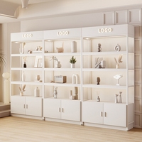Support de maquillage LED écologique et durable avec étagères personnalisables pour l'affichage en magasin de parfums et cosmétiques