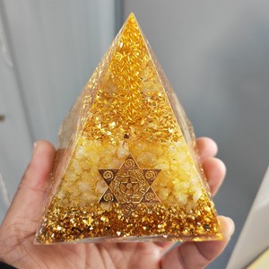 Kogiya <b>Crystal</b> <b>Chip</b> Pyramid Resin Epoxy Craft Desktop Ornament Home Decoration Money Pyramid Shape Internal Engraving - Product Image 3