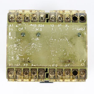 โมดูลรีเลย์นิรภัย X1P 420280 X2P 105125 ตัวควบคุม PLC สำหรับระบบควบคุมอุปกรณ์เครื่องจักรในอุตสาหกรรม - Product Image 1