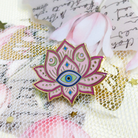Badge métallique personnalisé avec logo, prix d'usine, petit MOQ, épingles en émail dur brillant et scintillant pour cadeaux