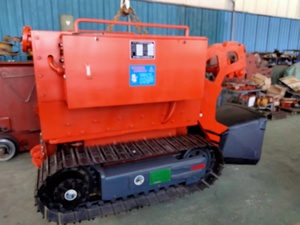 Cargador Neumático de <span class=keywords><strong>Roca</strong></span> para Minería en Espacios Reducidos con Pala Tipo Neumático para Túneles Estrechos - Product Image 5