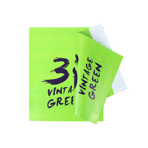 De alta calidad No huele a poly mailer impermeable bolsas de correo bolsas de envío para ropa - Product Image 3
