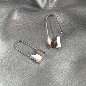 Orecchini con Chiusura a Perno per Donne, Accessori per Orecchie Semplici e alla Moda per Uso Quotidiano - Product Image 5