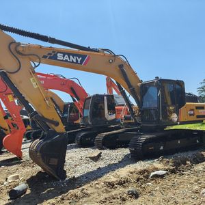 Mini-excavatrice sur chenilles Sany SY235C, poids opérationnel de 23 tonnes, capacité de la benne de 1,1 à 1,4 m³, fonctionnelle et intacte - Product Image 1