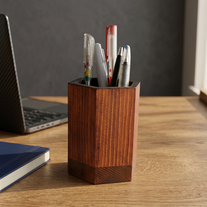 Porte-stylo en bois fait main, forme hexagonale, peint, organisateur de bureau, présentoir minimaliste pour la maison et le bureau - Product Image 1