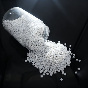 Granulés de mélange PC-ABS ignifuges (UL94 V0) résistants aux hautes températures et aux impacts élevés pour l'automobile/l'électronique/la maison - Product Image 1