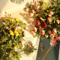 Mini Roses thé artificiel couleurs, 5 têtes, 1 pièce, fausses fleurs, pour un mariage, parterre de fleurs