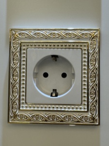 Stainless Steel Panel Double Pole Retro Antique Brass 24K Gold <strong>UK</strong> 13A 86 Wall Mounted <strong>Rock</strong> 250V 1/2/3/4 GANG Universal Socket - Product Image 6