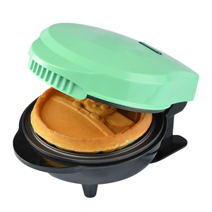 Mini machine à gaufres électrique de 4 pouces avec revêtement antiadhésif, pour gaufres en forme d'<span class=keywords><strong>animal</strong></span> mignon, sandwich, petit-déjeuner, desserts - Product Image 3