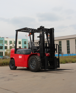 Montacargas Diésel Tobeter CPC50 de 5 Toneladas, 2 Etapas, Transmisión Mecánica de 3m, Tracción en las 4 Ruedas, Neumáticos Sólidos Todoterreno - Product Image 5