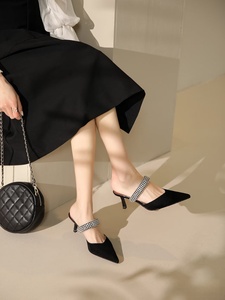 Nouvelles chaussures à talons hauts élégantes à bout pointu, style français, scintillantes avec des diamants, douces et charmantes pour les soirées - Product Image 4