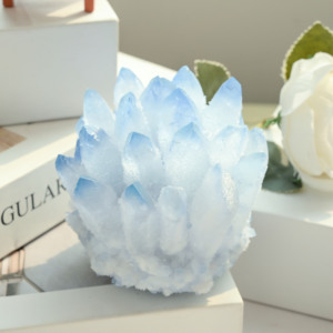 คริสตัลสีน้ำเงินประดิษฐ์ กลุ่มคริสตัลบำบัด ของตกแต่งบ้าน ตัวอย่างแร่ธาตุ งานฝีมือเรกิ ของประดับตกแต่ง ของขวัญเสริมฮวงจุ้ย ขายส่ง - Product Image 2