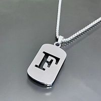 Collier polyvalent avec lettres anglaises à 26 caractères pour couples, chaîne en acier inoxydable, perle, design simple et tendance pour homme et femme