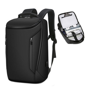 Mochila para Portátil Empresarial con Logotipo Personalizado, Puerto de Carga USB, Gran Capacidad, Impermeable, para Viajes y Actividades al Aire Libre - Product Image 3