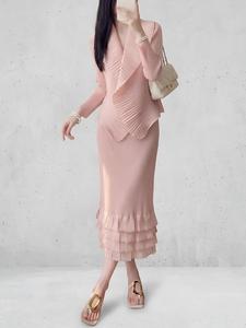 PY 2026 Style Officiel Miyake Haut Plissé Uni à Col Rond + Jupe Superposée Tenue Professionnelle pour Femme 100% Polyester Vêtements en Gros - Product Image 5