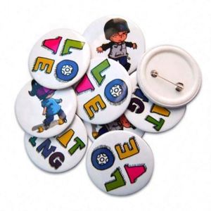 Badge bouton personnalisé en forme ronde avec logo imprimé, en fer blanc, magnétique, sans nickel, avec épingle de sécurité - Product Image 3