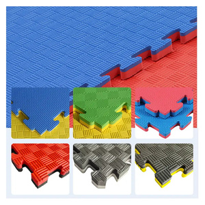 Vente en gros de <span class=keywords><strong>tapis</strong></span> de gymnastique EVA imbriqués pour arts martiaux-Tatami imperméable utilisé pour le judo Taekwondo - Product Image 6