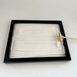 <span class=keywords><strong>Jardin</strong></span> de <span class=keywords><strong>sable</strong></span> <span class=keywords><strong>zen</strong></span> personnalisé <span class=keywords><strong>pour</strong></span> ornement de bureau - Product Image 4