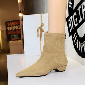 Nuovi Stivaletti alla Caviglia 2026 con Punta Affusolata in Finta Pelle Scamosciata, Colore <span class=keywords><strong>Nude</strong></span>, con Cerniera, Tinta Unita - Product Image 3