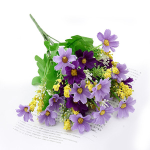 Vente directe usine – Fleurs artificielles en soie réalistes, petites marguerites à <span class=keywords><strong>7</strong></span> tiges, faites à la main, pour la vente en gros, longue durée - Product Image 2