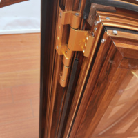 Hermosa ventana abatible redonda artística como ventana moderna