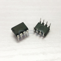 Comparateurs de tension LM393 DIP-8 à trou traversant Circuit intégré CI faible puissance faible tension de décalage double Comparateurs IC Chip LM393