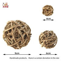 Corde ronde grinçante et jouet de meulage en bois pour petits animaux boule à mâcher interactive pour molaire pour animaux de compagnie pour lapins et autres animaux de compagnie