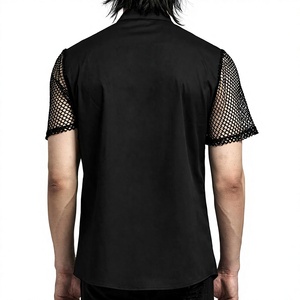 Camisa gótica negra de manga corta para hombre con mangas de malla y bolsillos tipo cargo, cuello vuelto, ropa informal de verano - Product Image 2