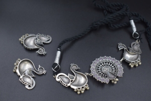 Joyería hecha a mano de latón, Collar de plata de moda con aspecto igual de pulido blanco con pendientes para mujeres y niñas - Product Image 4